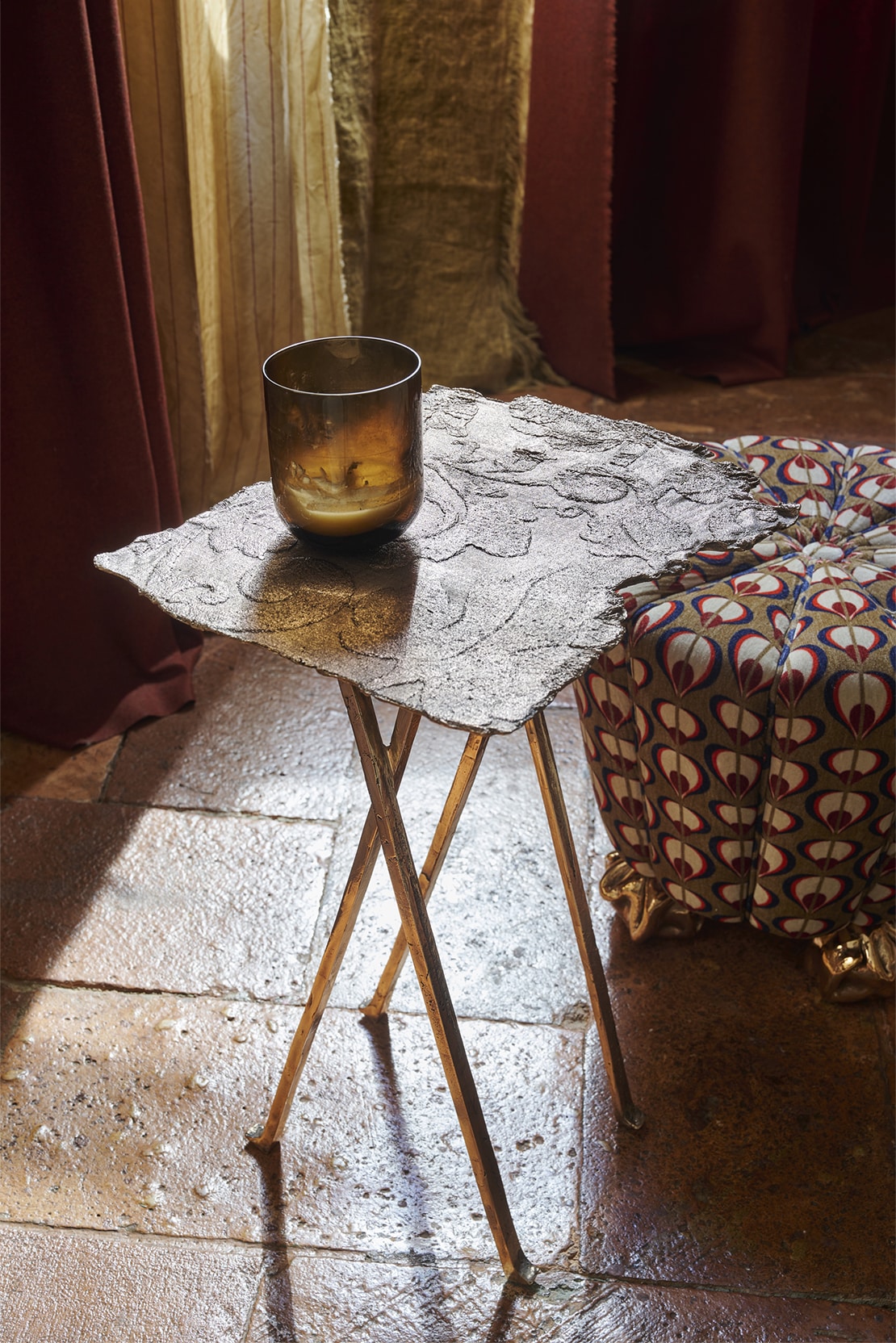 Damasco Coffee Table in Bronze