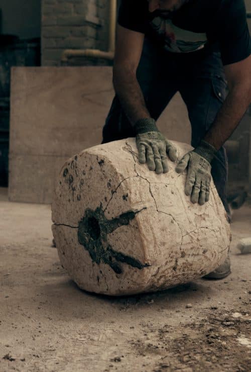 Craftsmanship cast-bronze furnishings - Foundry